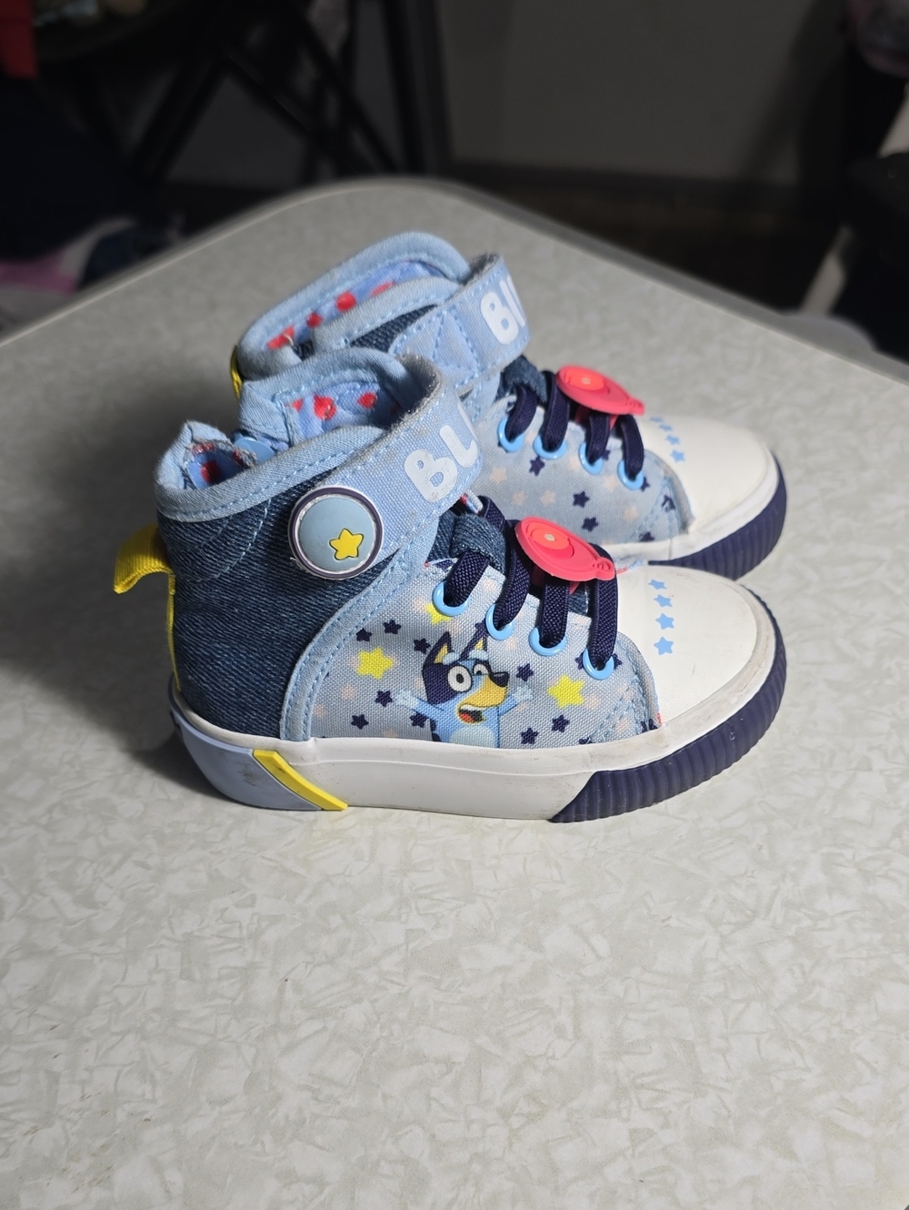 Bluey Light Blue Denim High-Top Sneakers with Yellow and Navy Accents Size 6